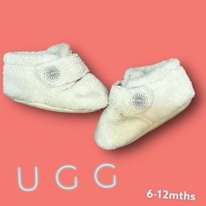 Baby bixbee ugg booties 6-12mths